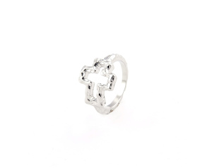 Pierścionek z Krzyżem