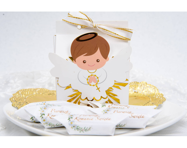 Upominek na Komunię Świętą Krówki w Pudełku z Aniołkiem