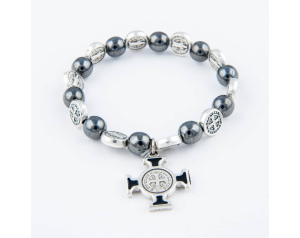 Bransoletka z Krzyżem św. Benedykta Hematyt