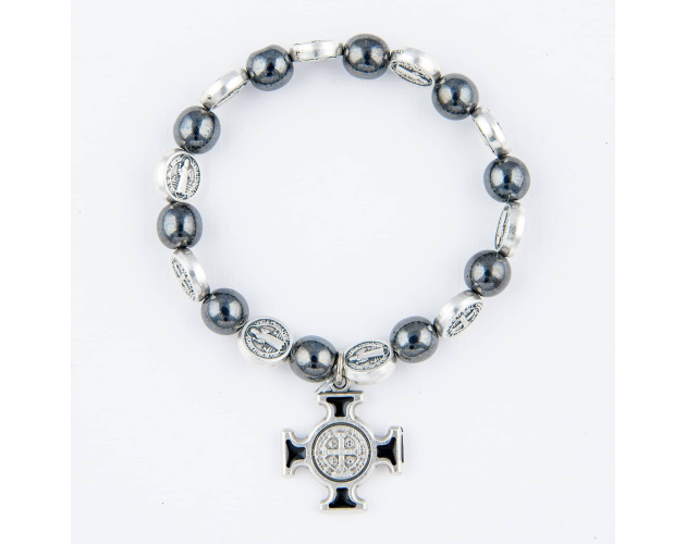 Bransoletka z Krzyżem św. Benedykta Hematyt