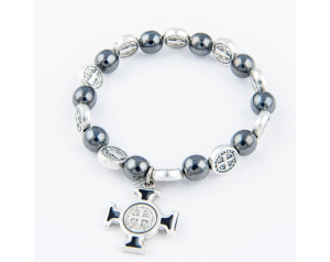 Bransoletka z Krzyżem św. Benedykta Hematyt