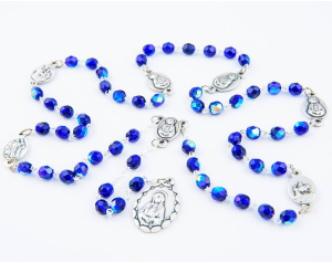 Różaniec do Siedmiu Boleści Matki Bożej niebieski