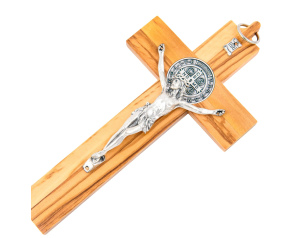 Krzyż z drewna oliwnego święty Benedykt 21 cm