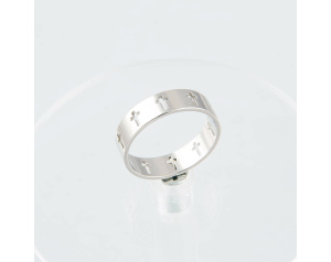 Obrączka ze stali nierdzewnej z krzyżykami