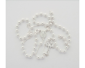 Różaniec srebrny z Matką Bożą Niepokalaną