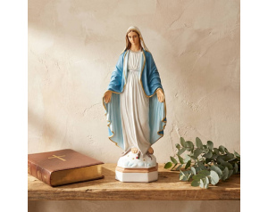 Figurka Matki Boskiej Niepokalanej
