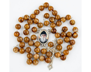 Różaniec ze Świętym Charbelem