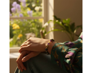 Bransoletka różaniec z kamieni na rękę - zoisyt z rubinem