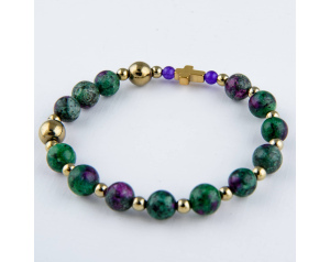 Bransoletka różaniec z kamieni na rękę - zoisyt z rubinem