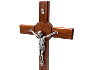 Krzyż stojący drewniany z pasyjką 40 cm – ciemny