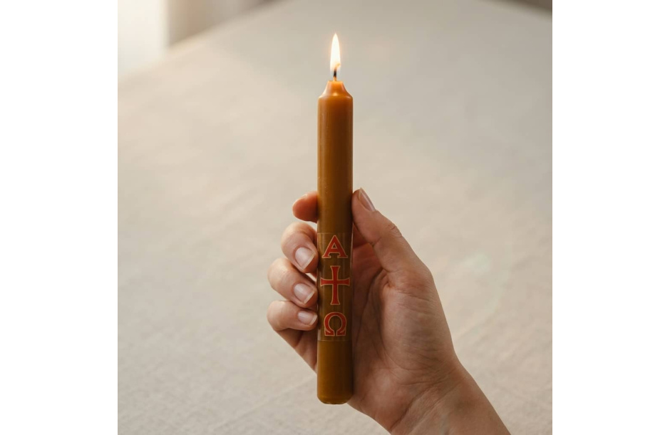 Jaką świece zapala się w Wielką Sobotę?